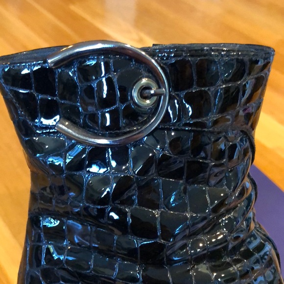 Stuart Weirzman patent black nubuckle croc boots - Picture 3 of 5